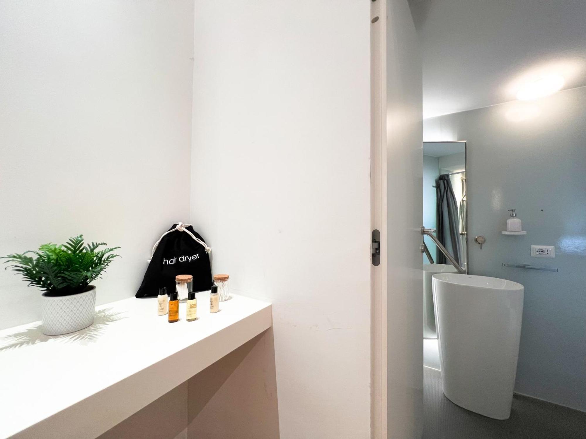 Apartament Luxury House & Secret Garden - Strategic Location, 100M To Metro B Rzym Zewnętrze zdjęcie